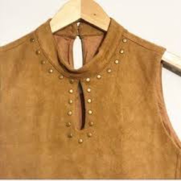 MOON RIVER Faux Suede Halter Studded Top Western - Picture 4 of 4